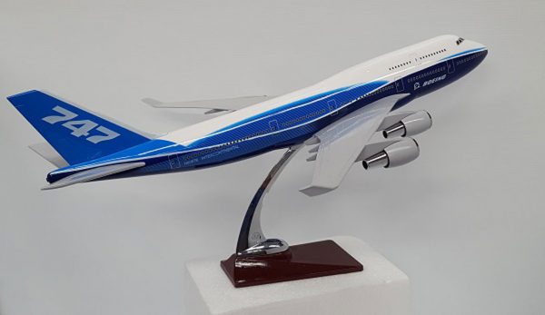1:160 Scale Boeing 747 Pacific International