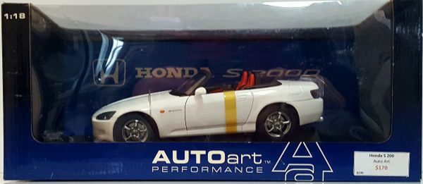 1:18 Honda S 2000 RHD, White, Japan Version (No. 73211)