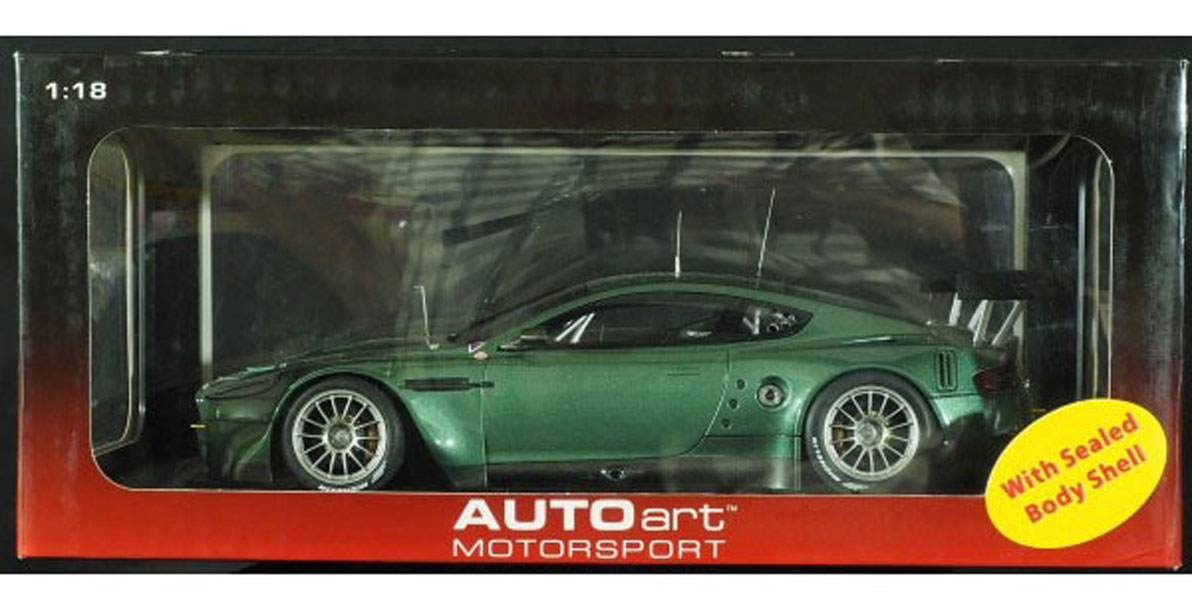 1:18 Aston Martin DBR9 Plain Body Version, Autoart